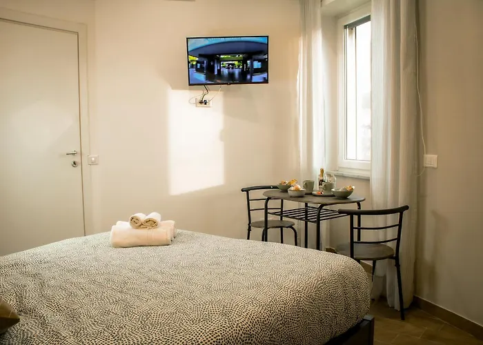 Gelso Rosso Bed & Breakfast 3*